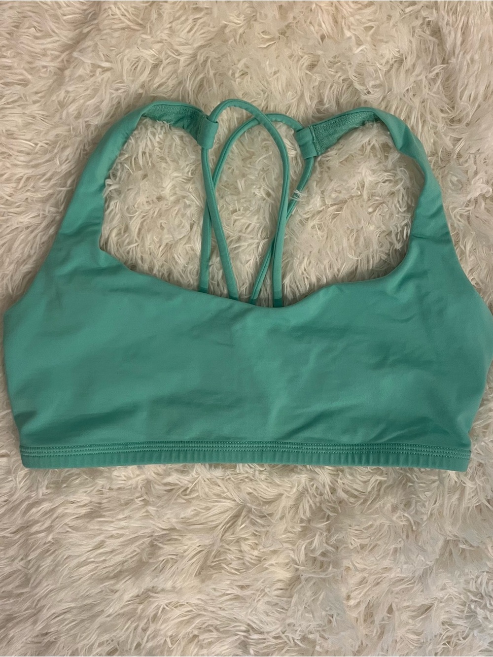 Lululemon Free To Be Bra size 6